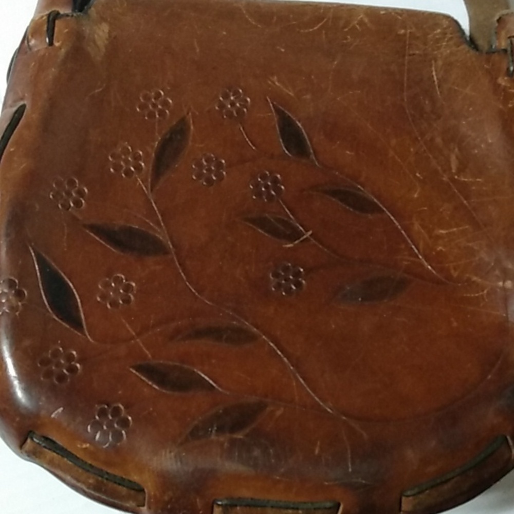 Vtg Hand Tooled Distressed Embossed Leather Purse - Picture 6 of 12